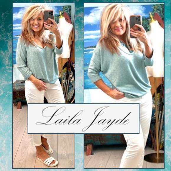⭐️Laila Jayde, V-Neck, Stretchy Oversized  Pull-Over Top, Soft, Sexy, Size Large - Picture 1 of 11